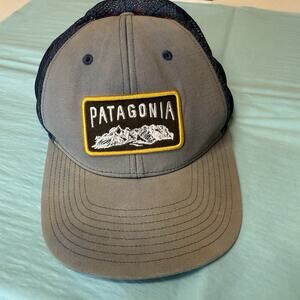 Patagonia Trucker Hat Cap Curved Bill Snapback Gray Navy Mesh‎ Adjustable OSFM